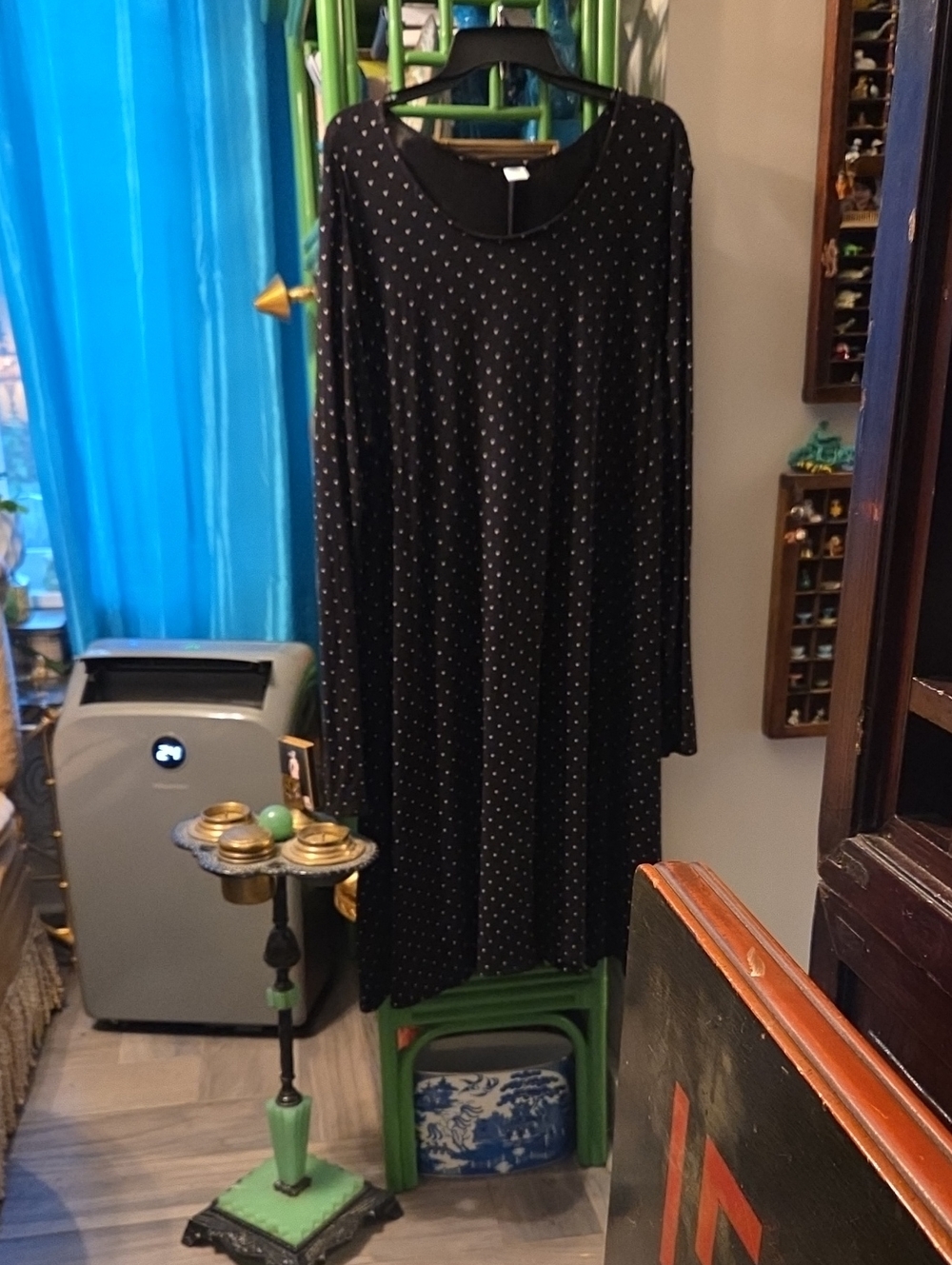 Old Navy Black Polka Dot Long Sleeve Swing Dress - Classic Women's Dress